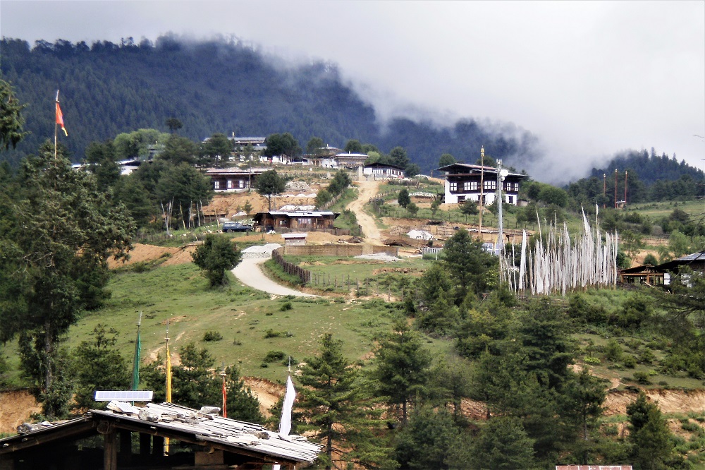 Last Shangri la - Gangtey - countryside scene